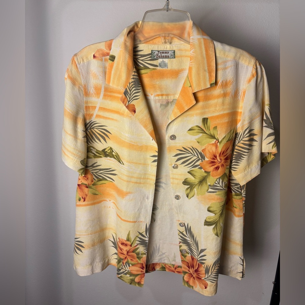 Vintage Tommy Bahama Tropical Hawaiian Silk Shirt